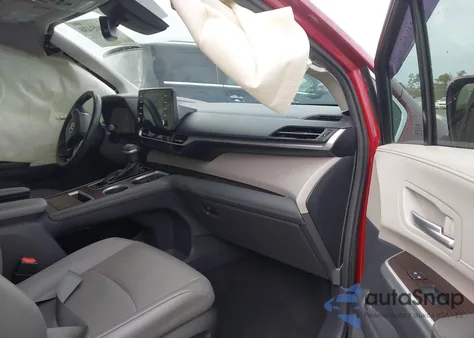 2022 Toyota Sienna Xle z USA, uszkodzony, nr VIN 5TDYRKEC8NS098254